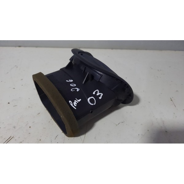Difusor De Ar Condicionado Lado Direito Peugeot 206